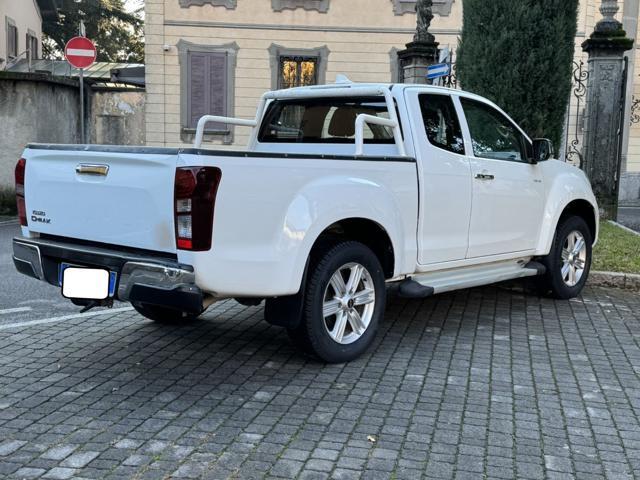 ISUZU D-Max 1.9 Space Cab Solar Plus A/T 4WD A/C Gancio