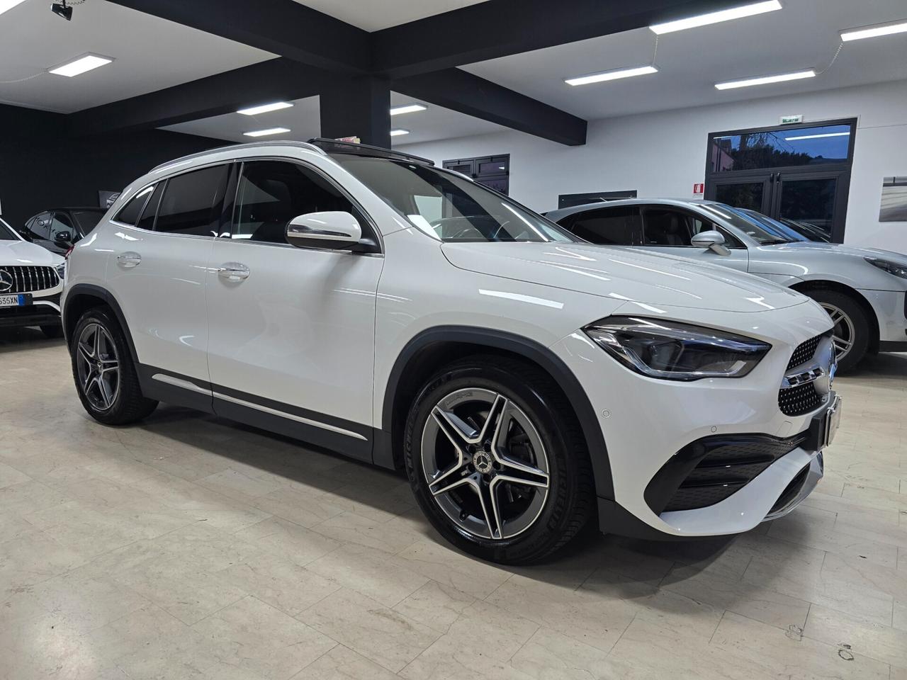 Mercedes-benz GLA 200 d Automatic 4Matic Premium (Tetto panorama)