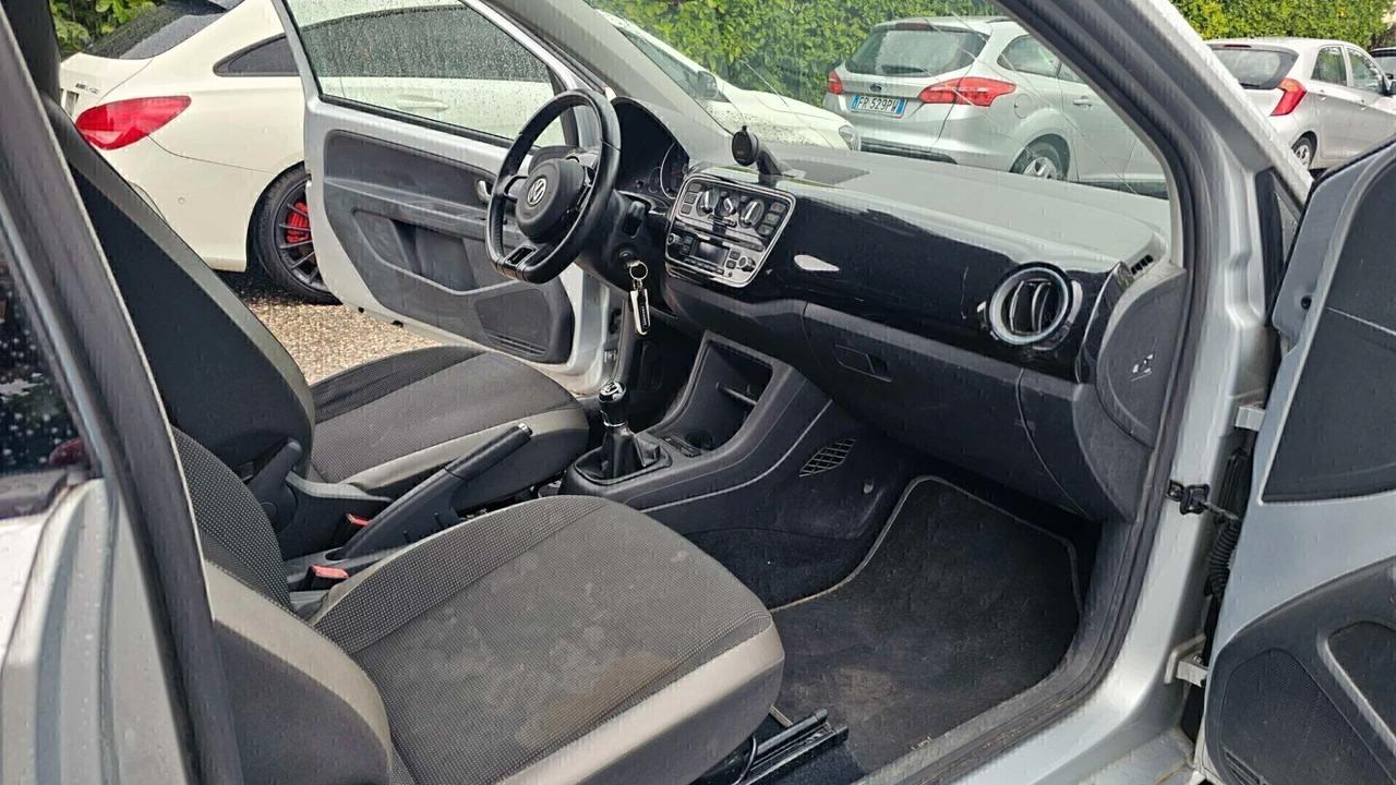 Volkswagen up! 1.0 75 CV 5p. high up! Neopatentati