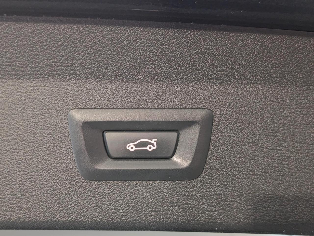 BMW X1 sdrive18d Business Advantage auto