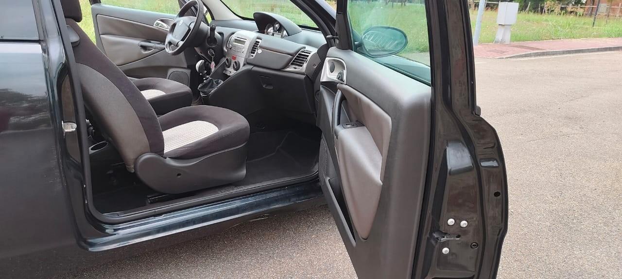 Lancia Ypsilon 1.2 Argento