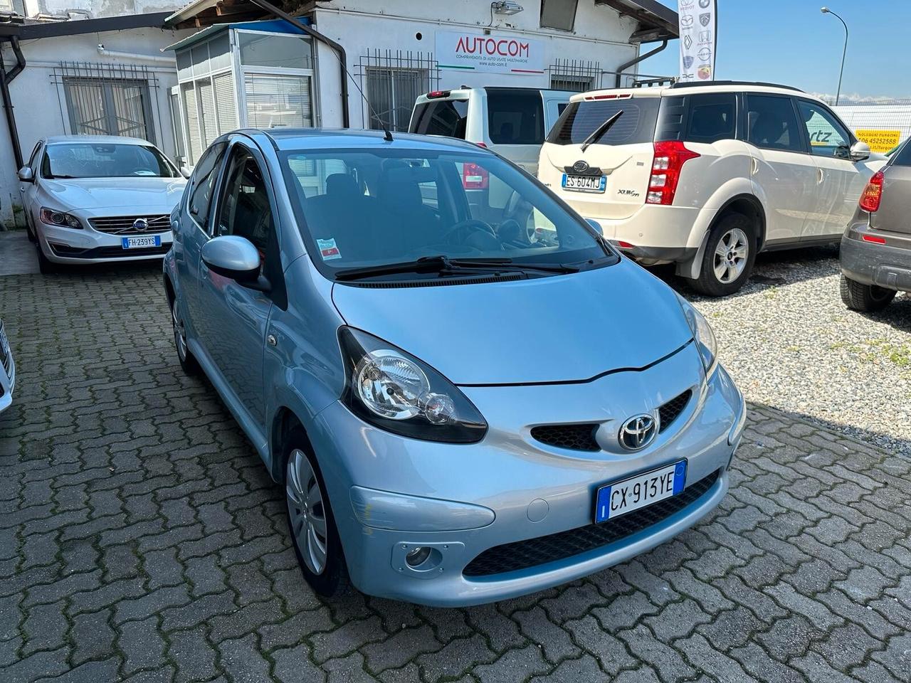 Toyota Aygo 1.0 12V VVT-i 5 porte Sol