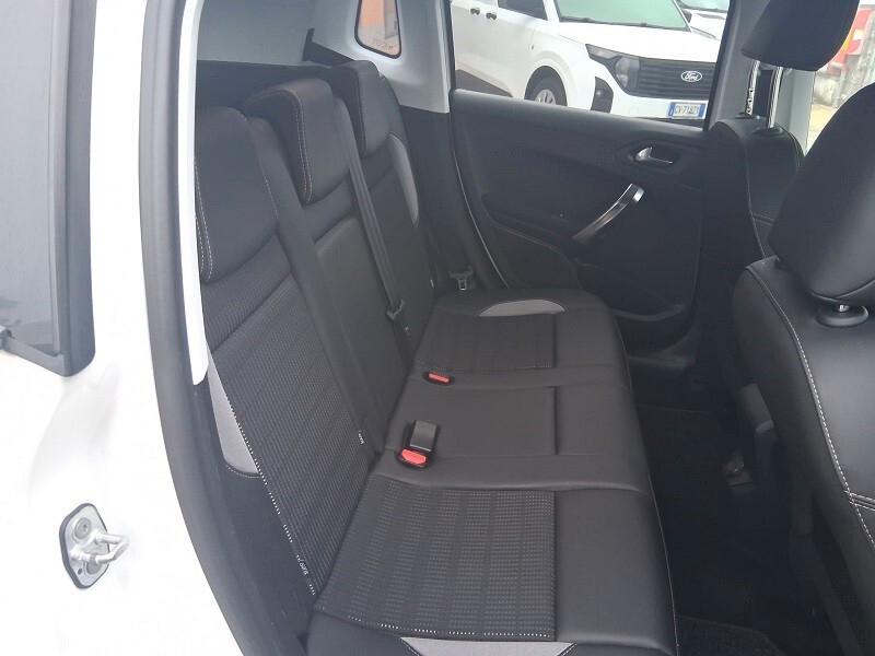 Peugeot 2008 BlueHDi 100 Allure