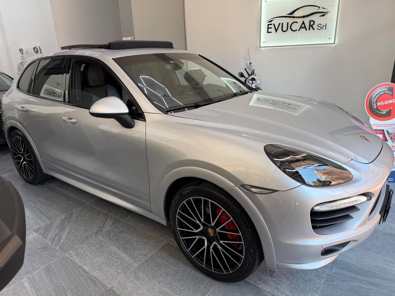 Porsche Cayenne 4.8 GTS