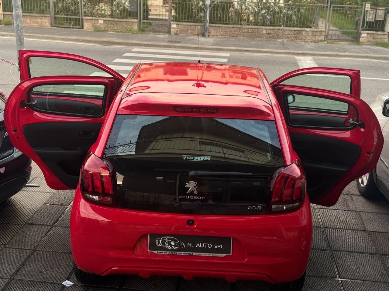 Peugeot 108 VTi 69 5 porte Allure TOP!
