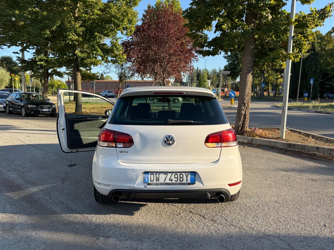 Volkswagen Golf 2.0 TSI 3p. GTI
