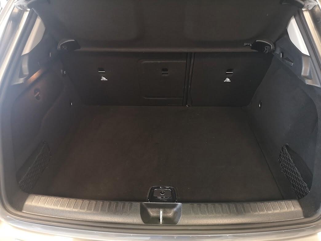 Mercedes-benz GLA 200 180 d Sport 4 MATIC