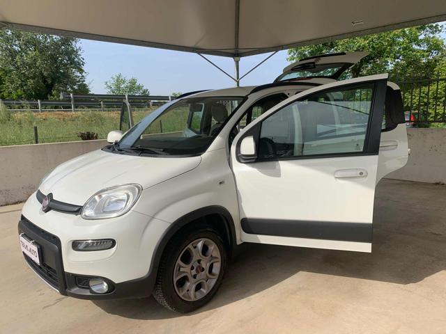 FIAT Panda 0.9 BENZ 4x4 OK NEOPATENTATI TRAZIONE INTEGRALE