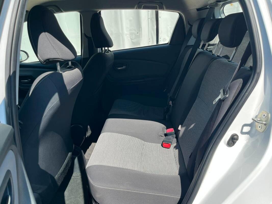 Toyota Yaris 1.5h Active 5p my16