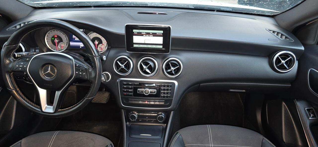 Mercedes-benz A 180 d Automatic Premium