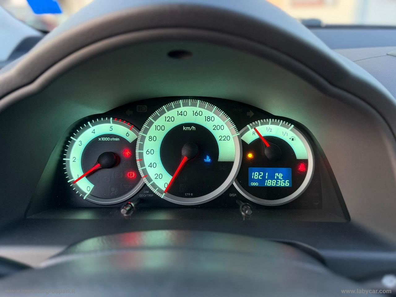 TOYOTA Corolla Verso 2.0 16V D-4D Sol 7 POSTI