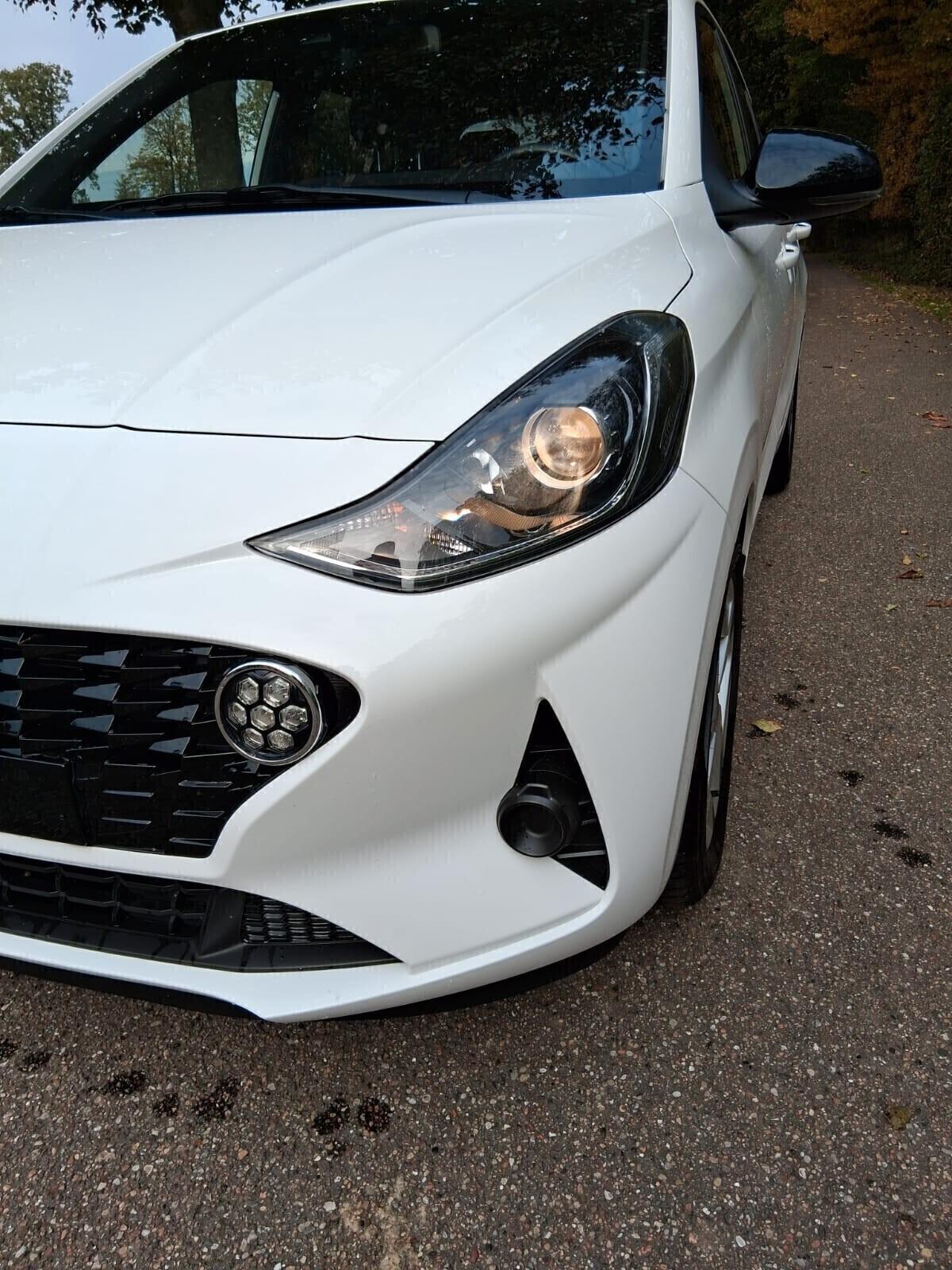 Hyundai i 10 1.0 select ,navi,pdc,telecamera