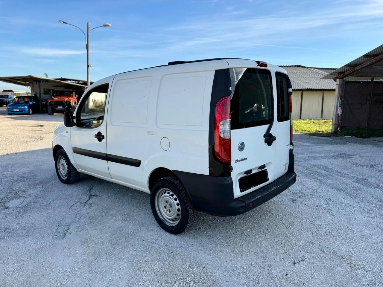 Furgone Fiat Doblò cargo 1.9 MJT 105 CV neopatentati