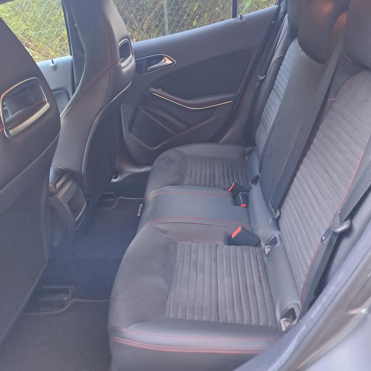 Mercedes GLA UNICO PROPRIETARIO - Full Optional