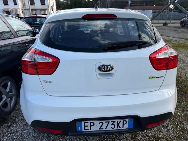KIA Rio 1.1 CRDi WGT 5p. EX senza nessun lavoro da fare