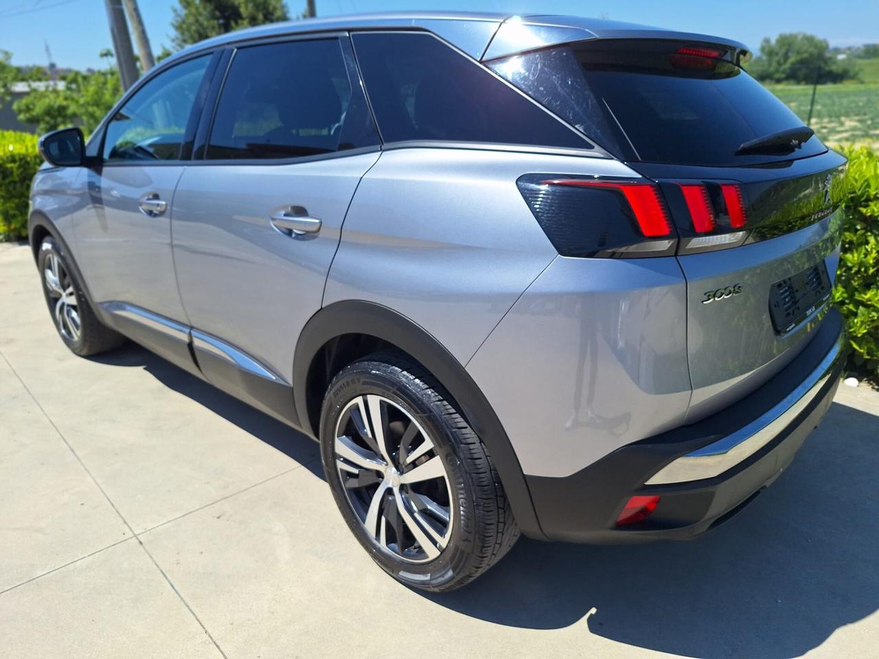 Peugeot 3008 BlueHDi 130 S&S Allure