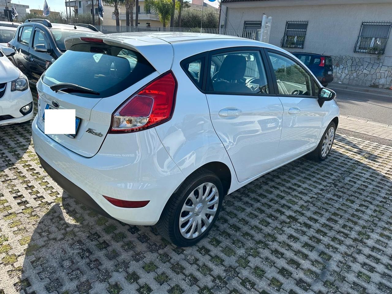 Ford Fiesta 1.5 TDCi 75CV 5 porte-2013