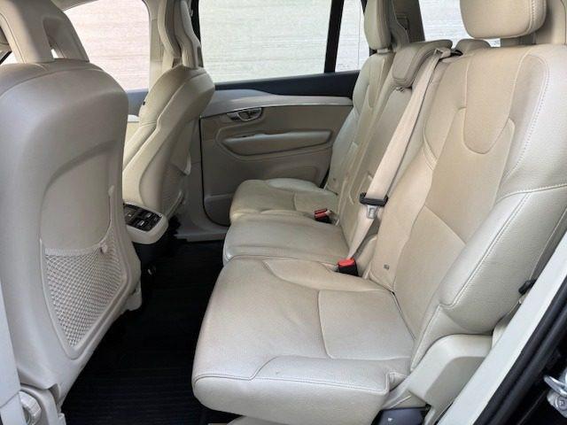 VOLVO XC90 D5 AWD Geartronic 7 posti Momentum