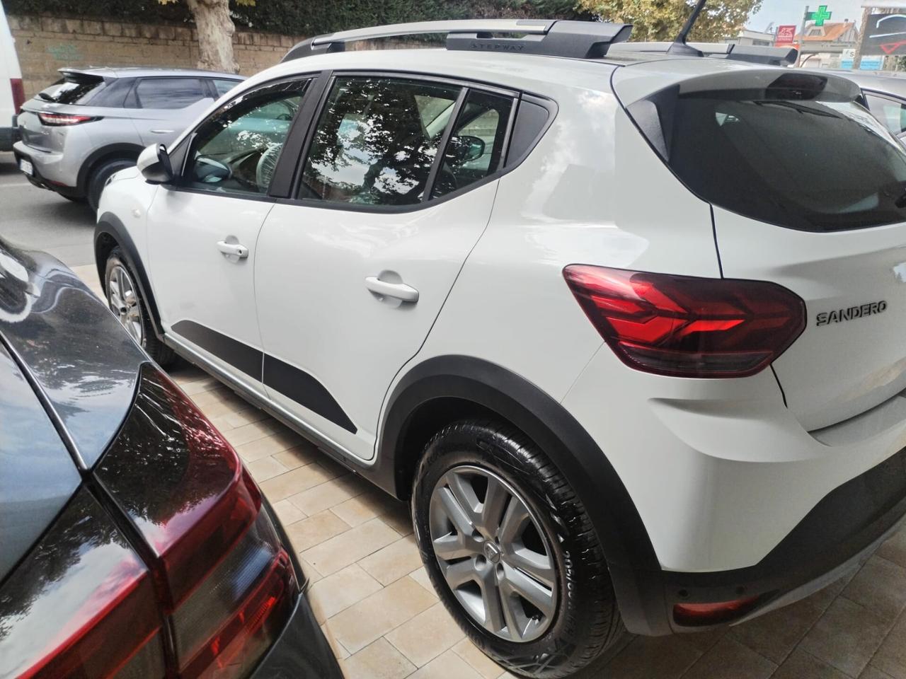 Dacia Sandero Stepway 1.0 TCe ECO-G Essential