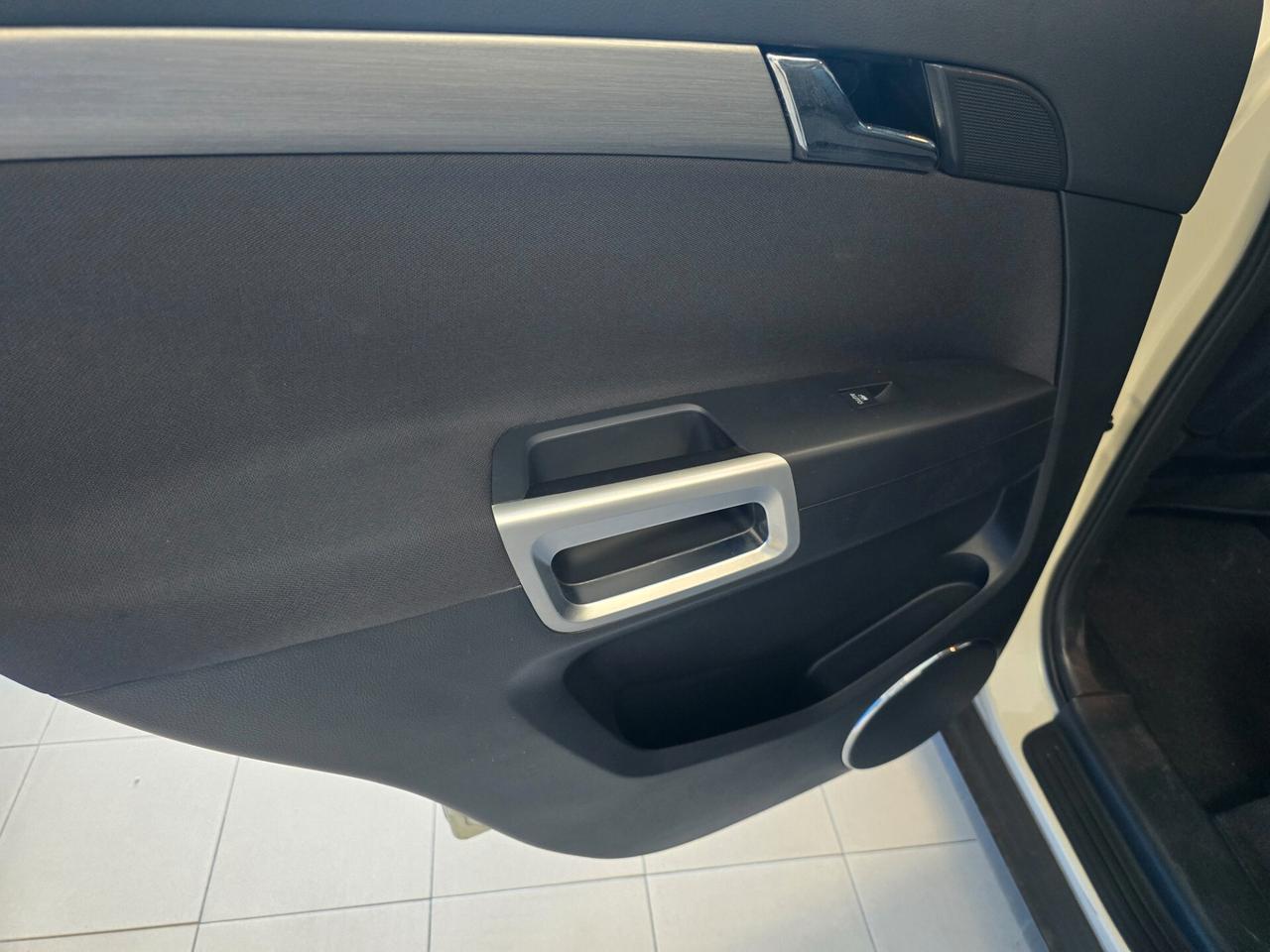 Opel Antara 2.4 16V Edition Plus