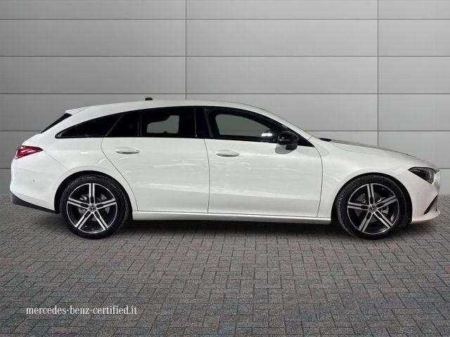 MERCEDES-BENZ CLA 200 d Automatic Shooting Brake Sport