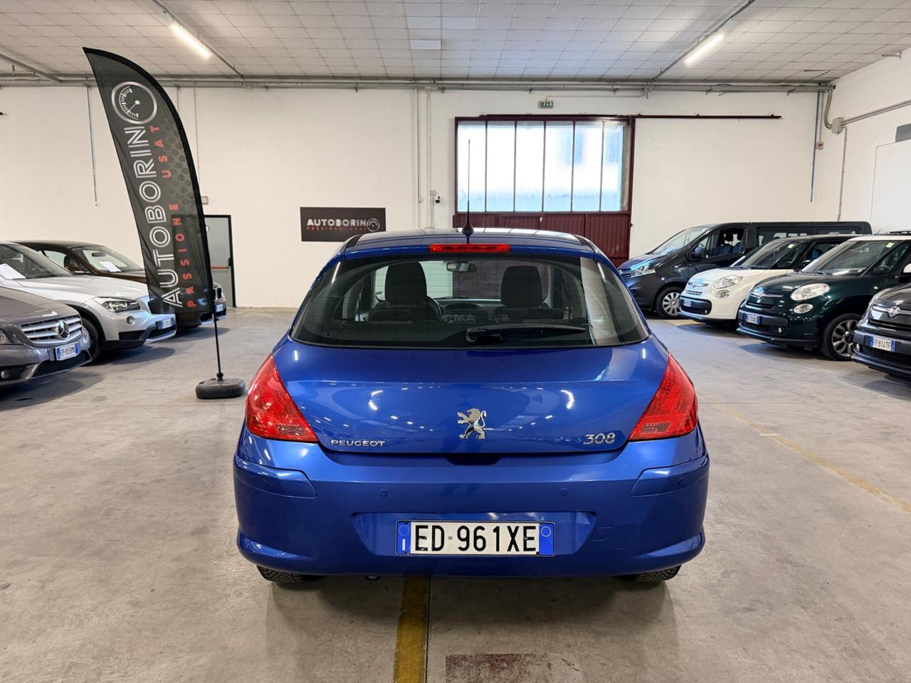 Peugeot 308 1.4 VTi 98CV 5p. Premium