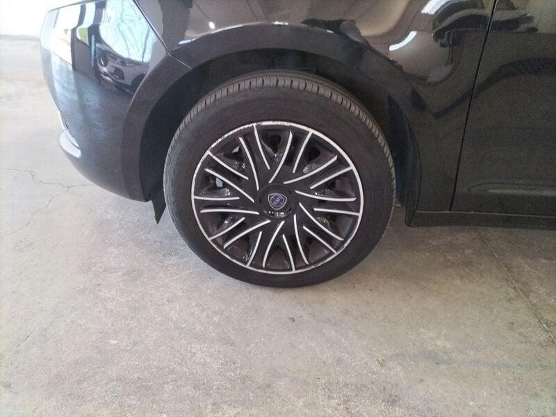 Lancia Ypsilon 3ª serie 1.0 FireFly 5 porte S&S Hybrid Gold