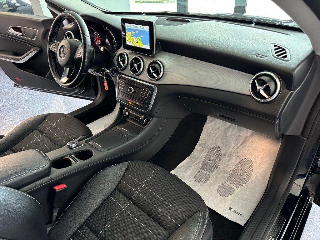 Mercedes-Benz CLA 200 d S.W. Automatic Sport Edition Cerchi 18"