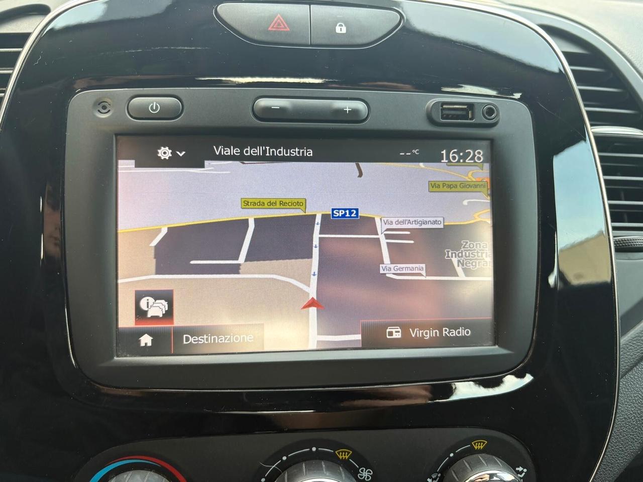 Renault Captur 1.5 90CV - OK NEOPATENTATI