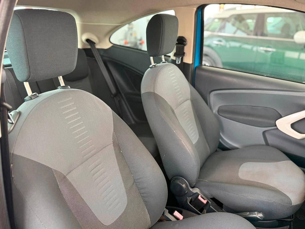 Ford Ka Ka+ 1.2 8V 69CV Titanium