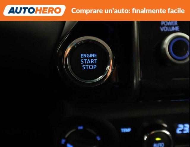 TOYOTA Hilux 2.8 D A/T 4WD 4 porte Double Cab Executive