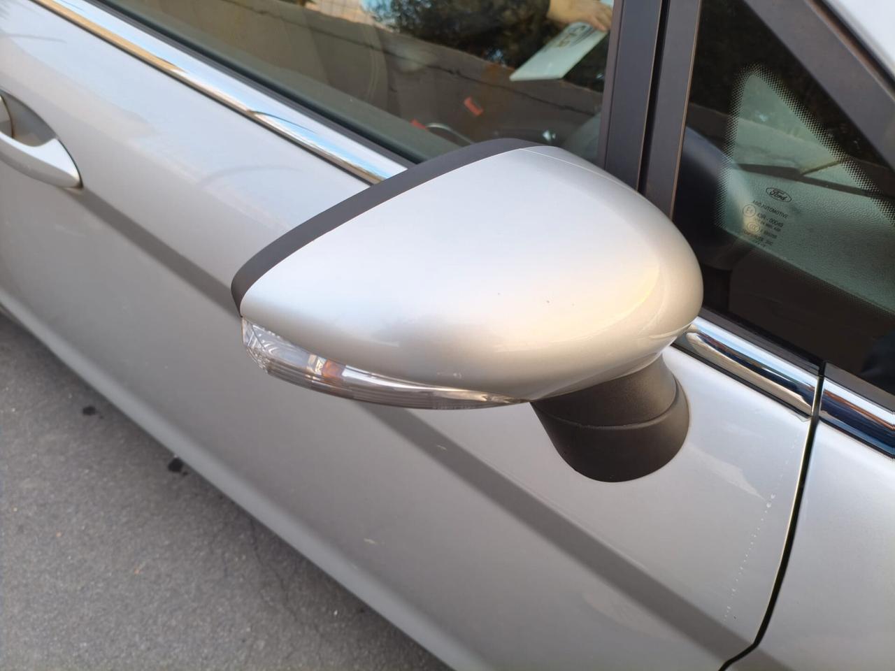 Ford Fiesta 1.5 TDCi 75CV 5 porte Titanium