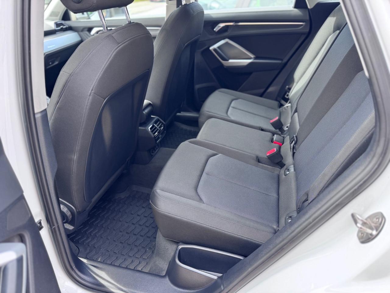 Audi Q3 35 TDI S tronic Business Adva IVA ESPOSTA