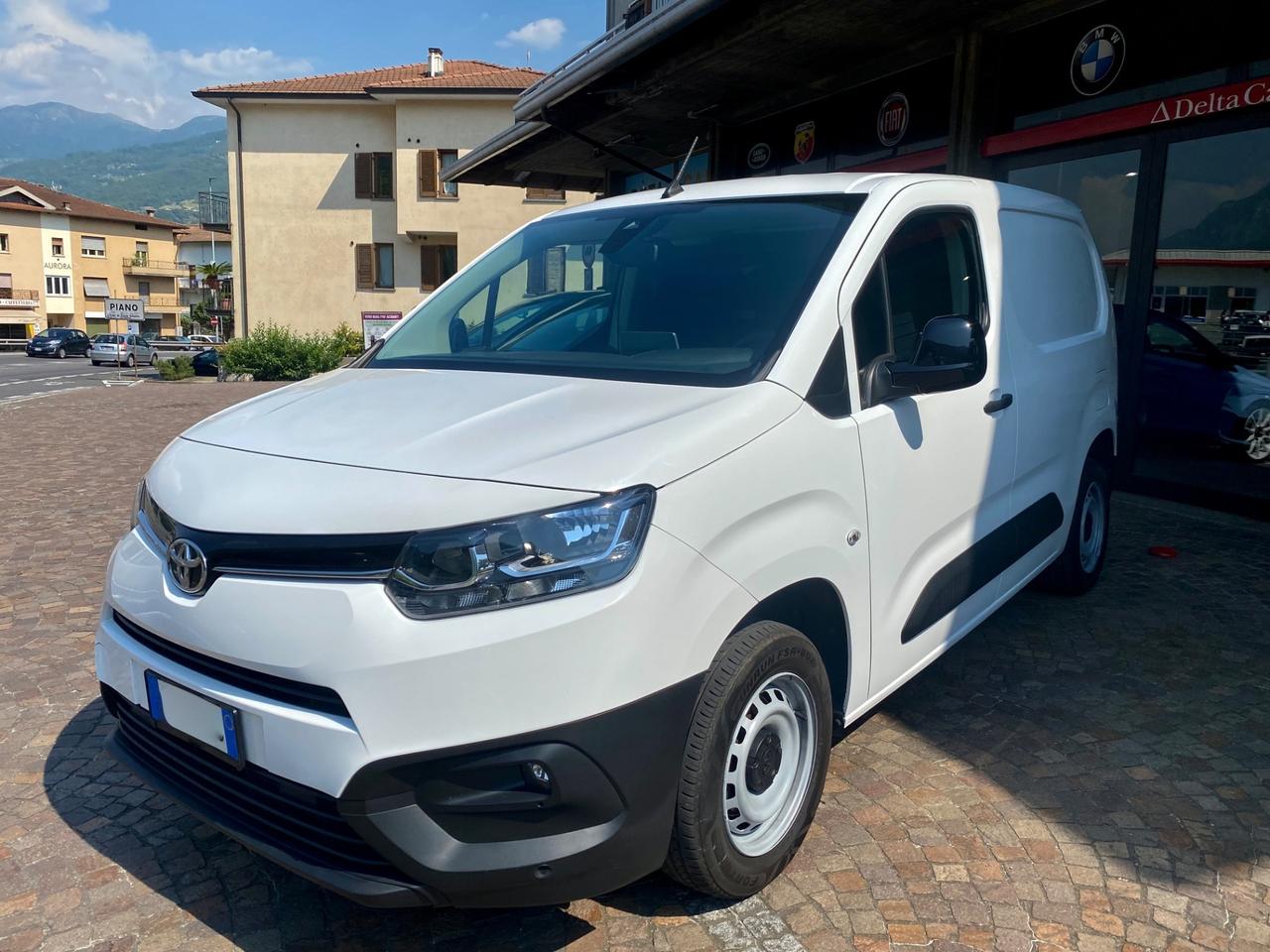 Toyota Proace City 1.5D 100 CV S&S PC 4p. Comfort PREZZO + IVA