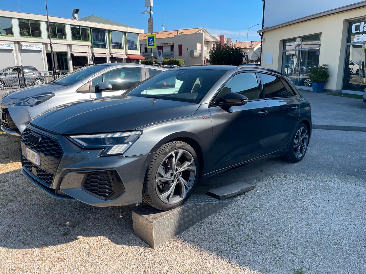 Audi A3 SPB 40 TDI quattro S tronic line edition