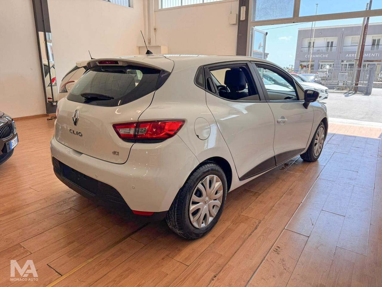 Renault Clio 1.5 dCi 8V 75CV zen 2015