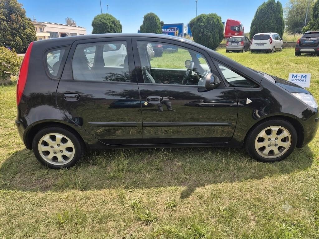 Mitsubishi Colt 1.1 12V 5 porte Adatta a Neopatentati