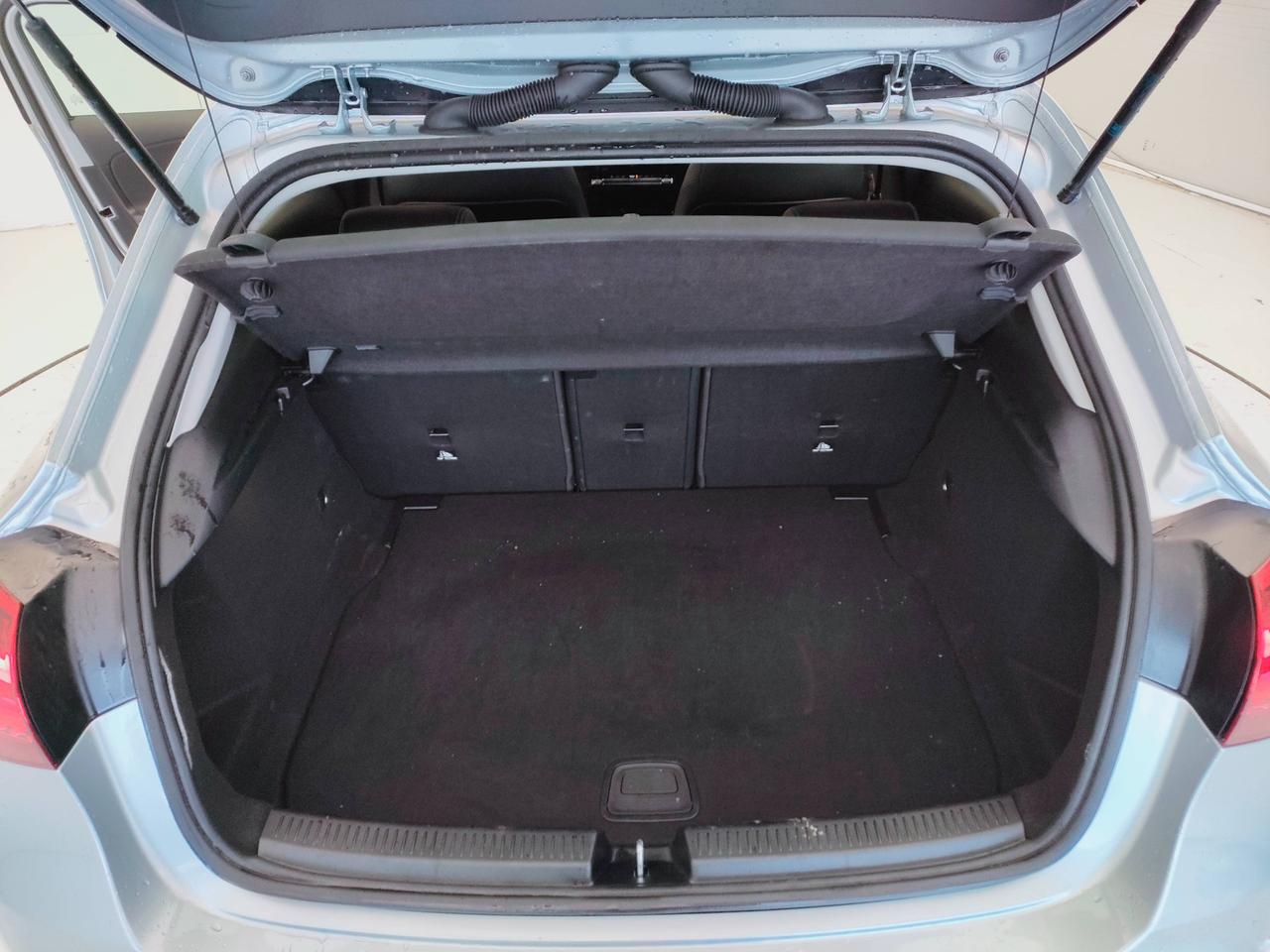 Mercedes-Benz Classe A - W177 2023 - A 180 d Advanced auto