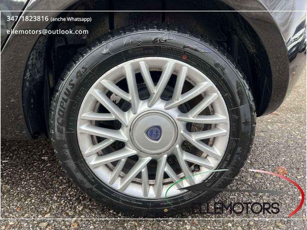 Lancia Ypsilon 5 Porte Ypsilon 1.2 5 POSTI - NEOPATENTATI