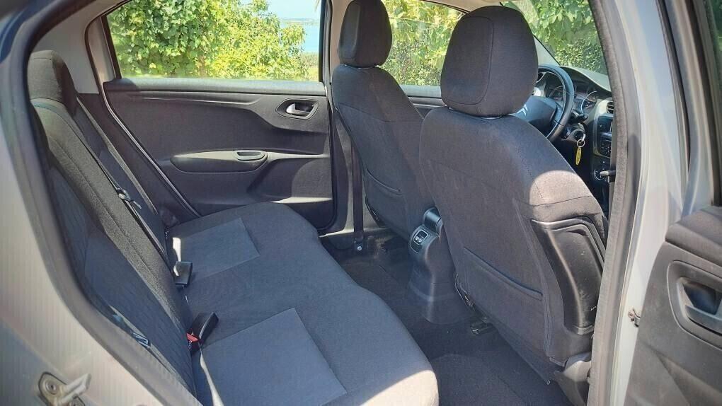 Citroen C-Elysee BlueHDi 100 Shine