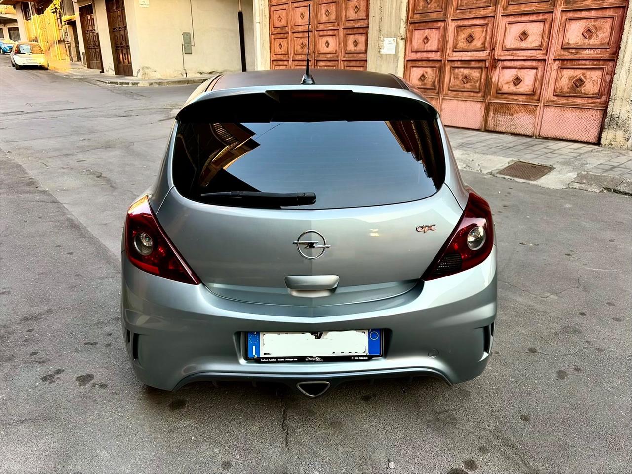 Opel Corsa 1.6 T OPC 220cv 16V 3 porte GSI
