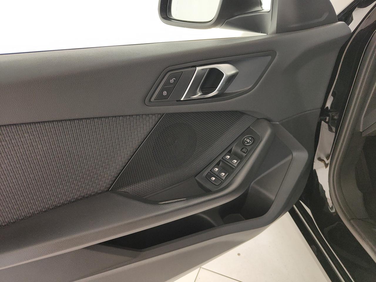 BMW 116i Business Advantage auto