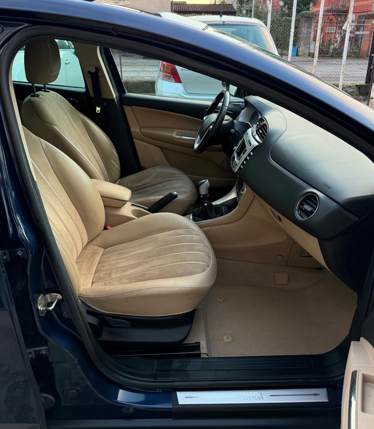 Lancia Delta 1.4 T-120 CV -GPL 2032-Neopatentati-Garanzia