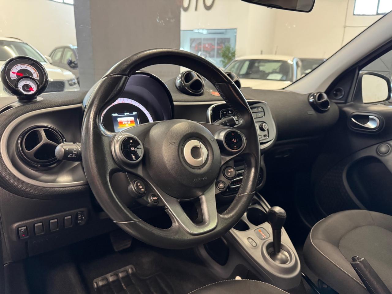 Smart ForFour 70 1.0 twinamic Passion PROMO!