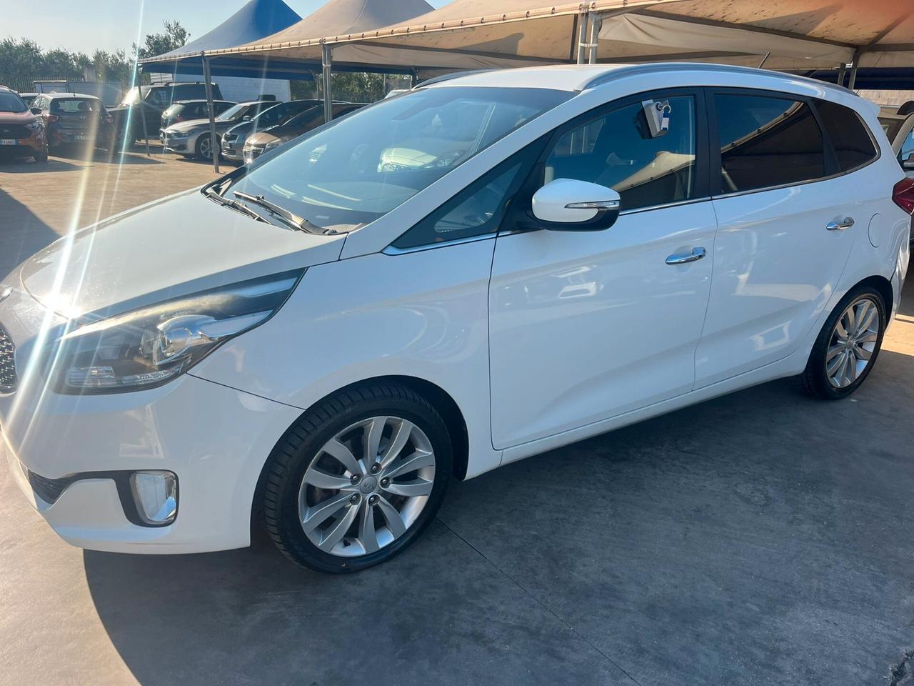 kia carens 1,7 diesel anno 2013