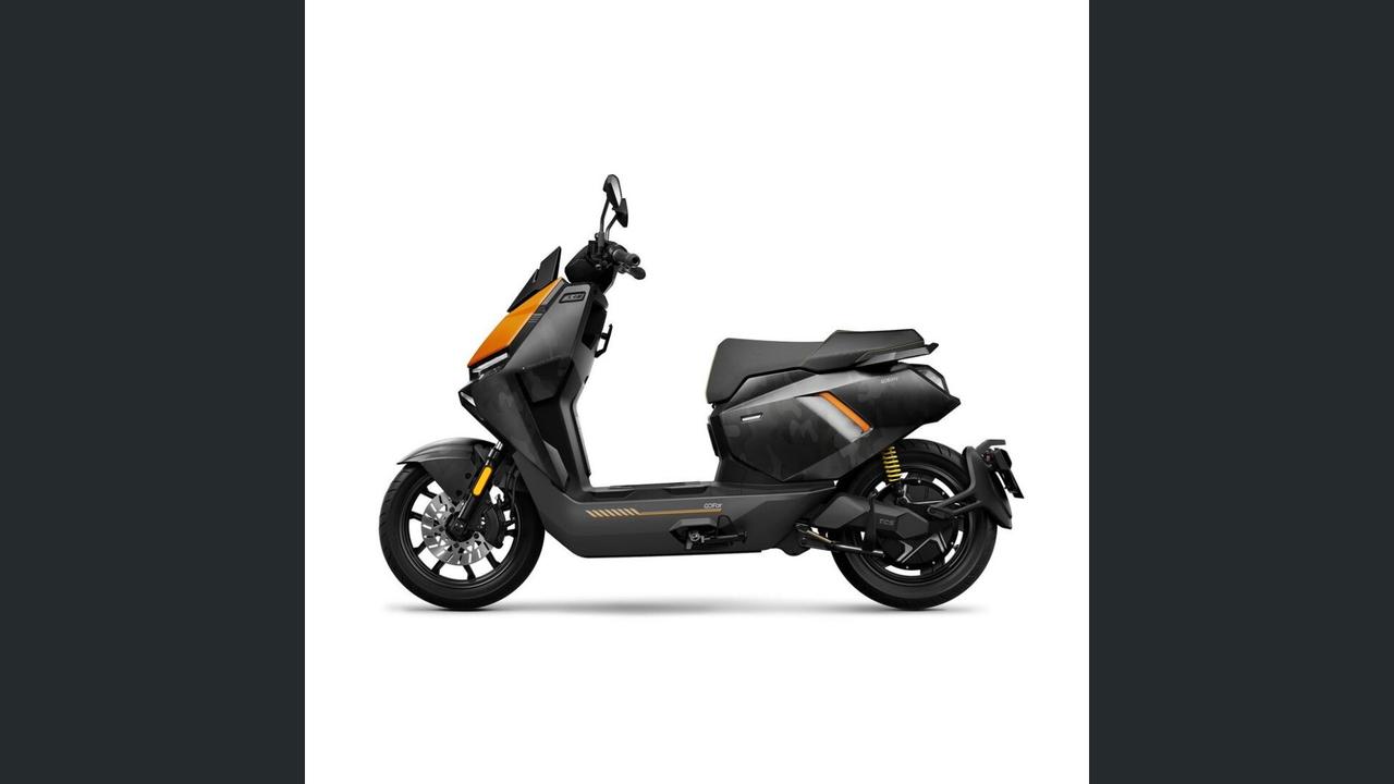 NIU FQiX 300 ELETTRICO – SCOOTER ELETTRICO 125 – 80 KM/H – DOPPIA BATTERIA – ROMA