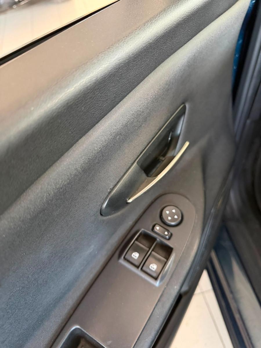 Lancia Ypsilon 1.2 69 CV 5P. Gold