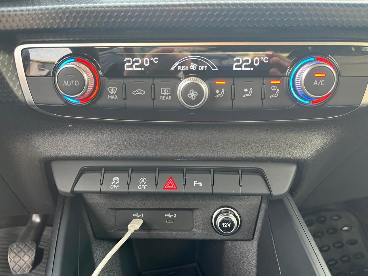 Audi A1 allstreet 35 TFSI Identity Contrast