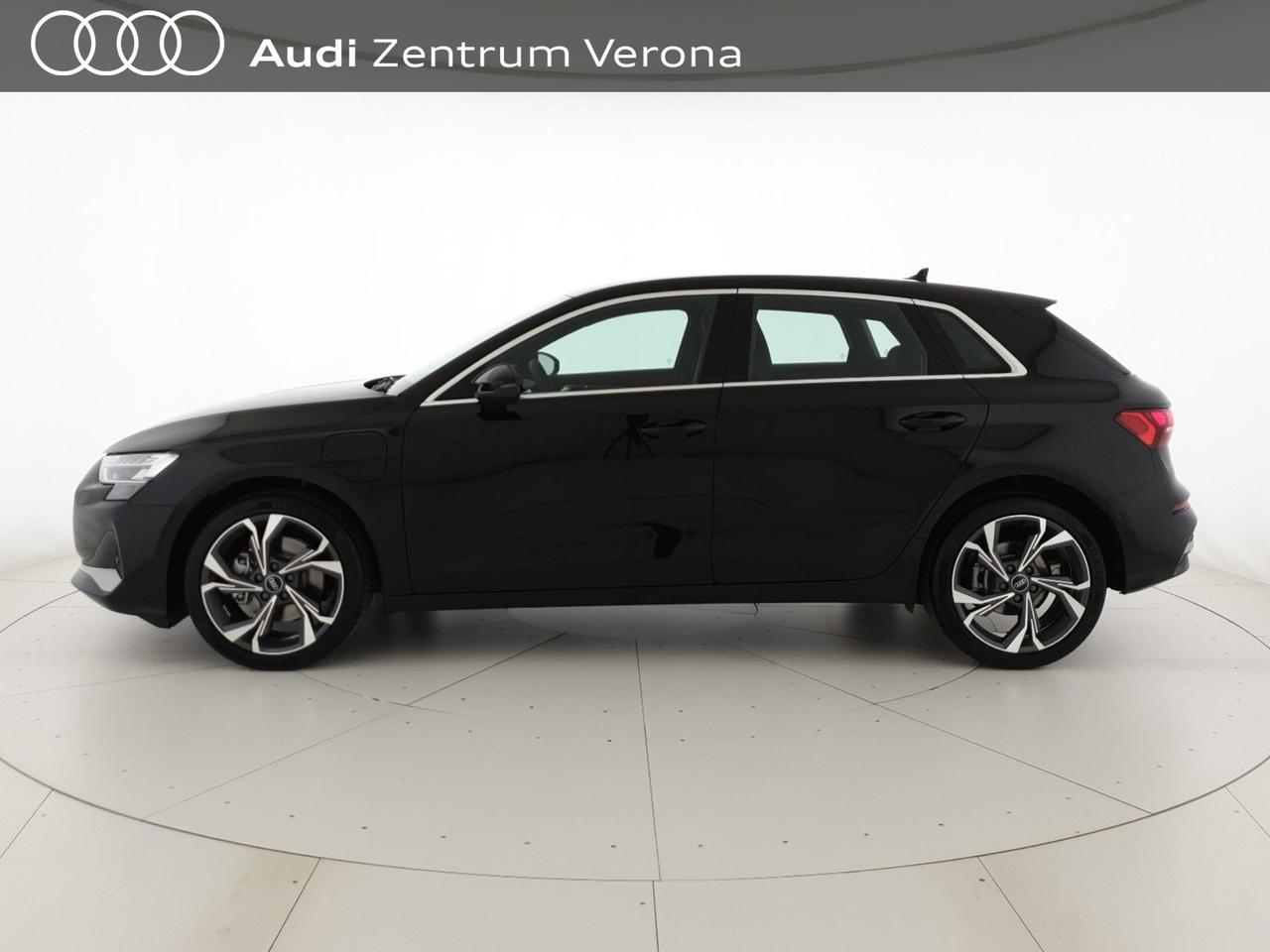 Sportback 40TFSIe 204CV S tronic Business Advanced