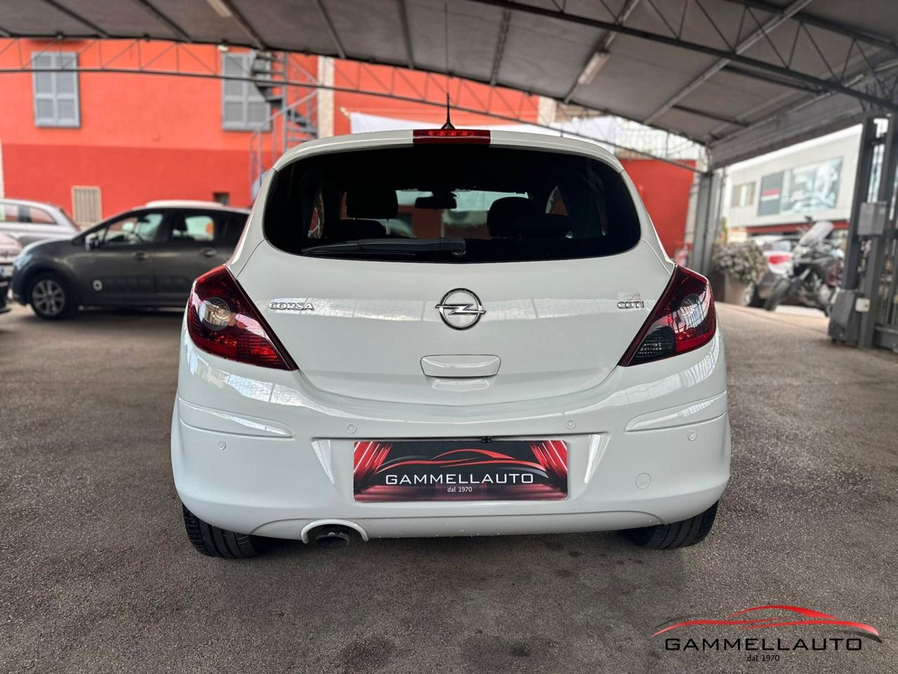 Opel Corsa 1.3 3p b-color 95CV